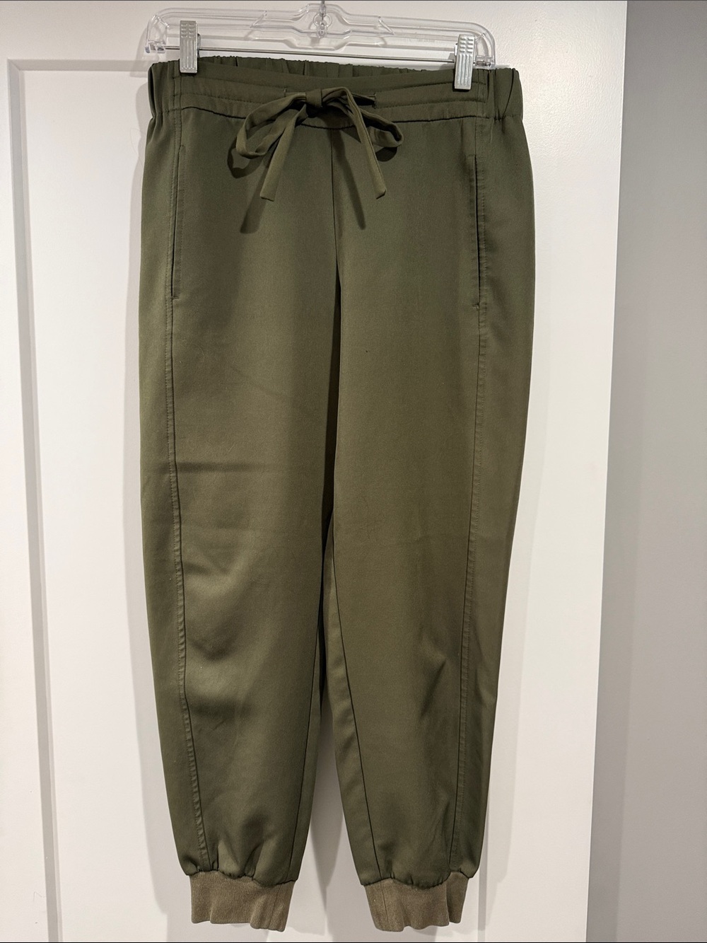 Woman’s Olive Green Drawstring Jogger Pants
